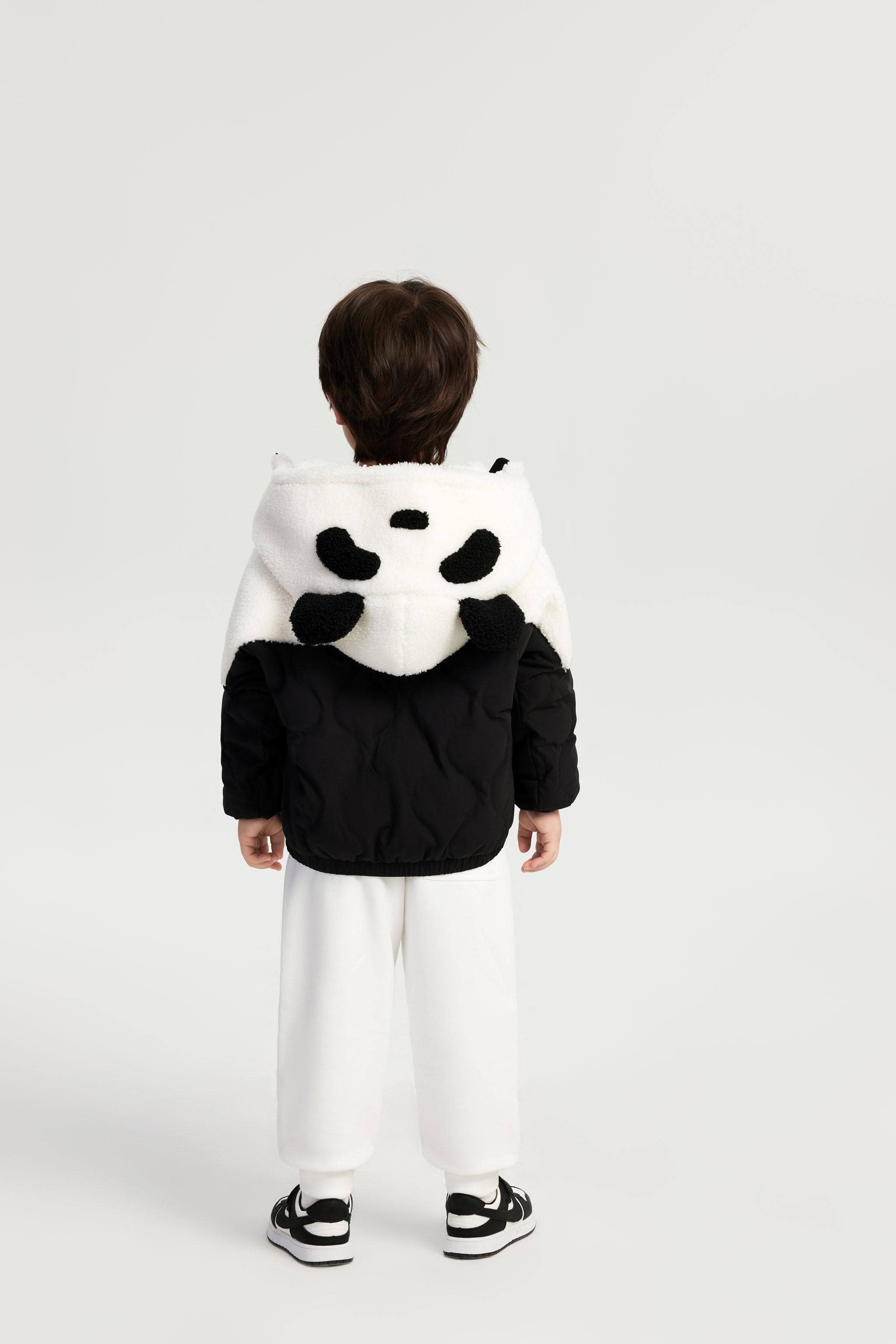儿童熊猫羔羊毛羽绒大衣