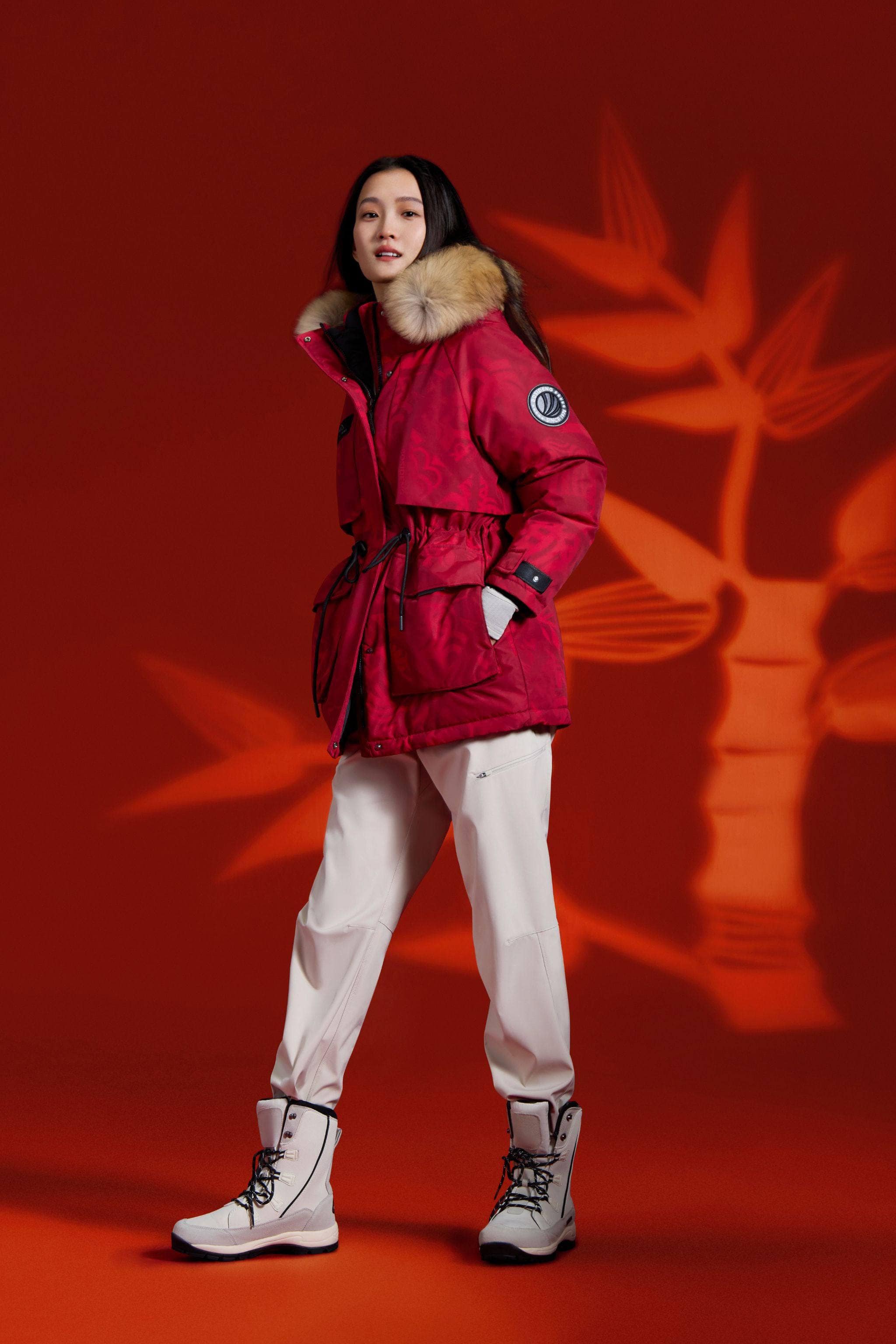 BOSIDENG 2024 Limited Edition: Women’s Classic Extreme Goose Down Jacket With Fur Hood Jackets