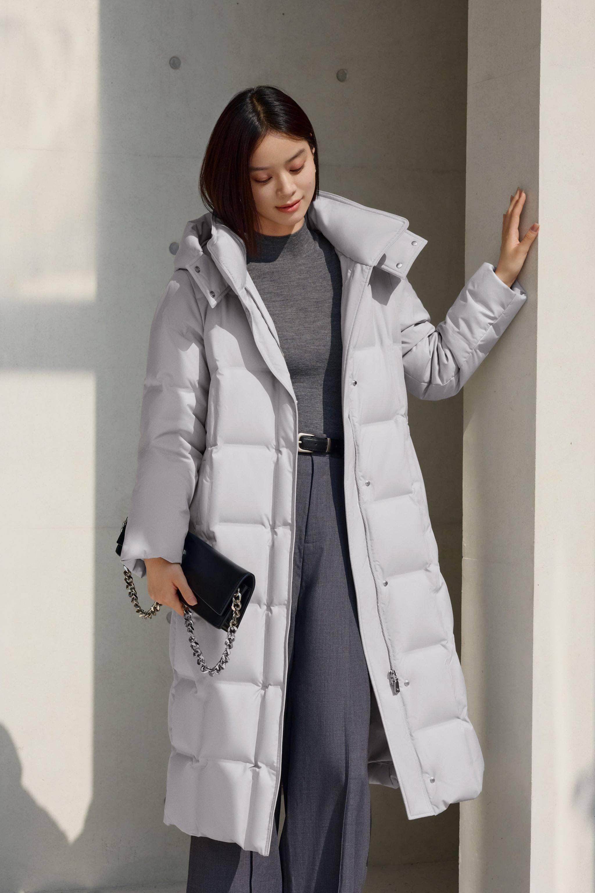 BOSIDENG 2024 Women’s Patterned Long Goose Down Coat With Belt Coats Middle grey / 4